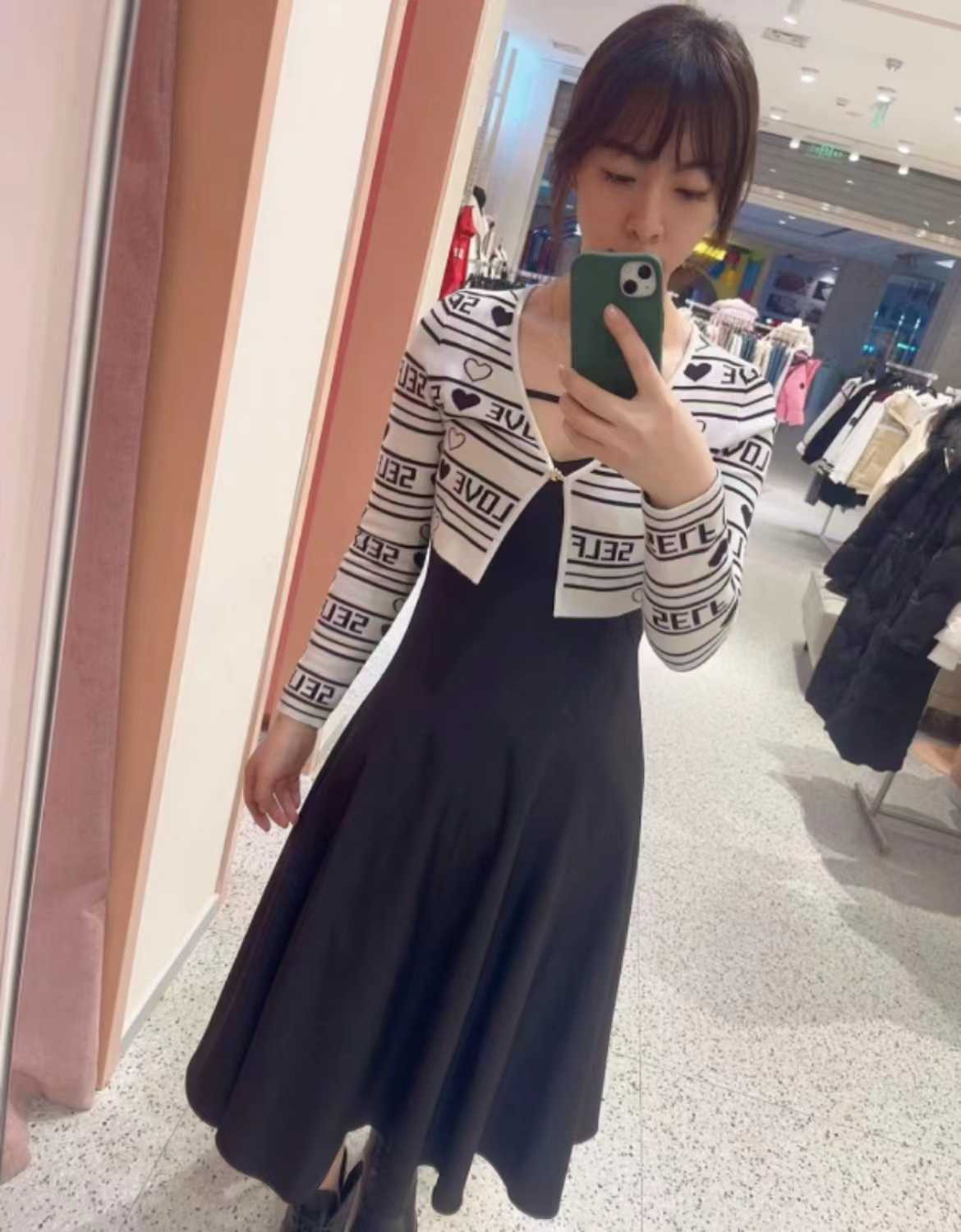 妹子声音很温柔 听话 会聊天