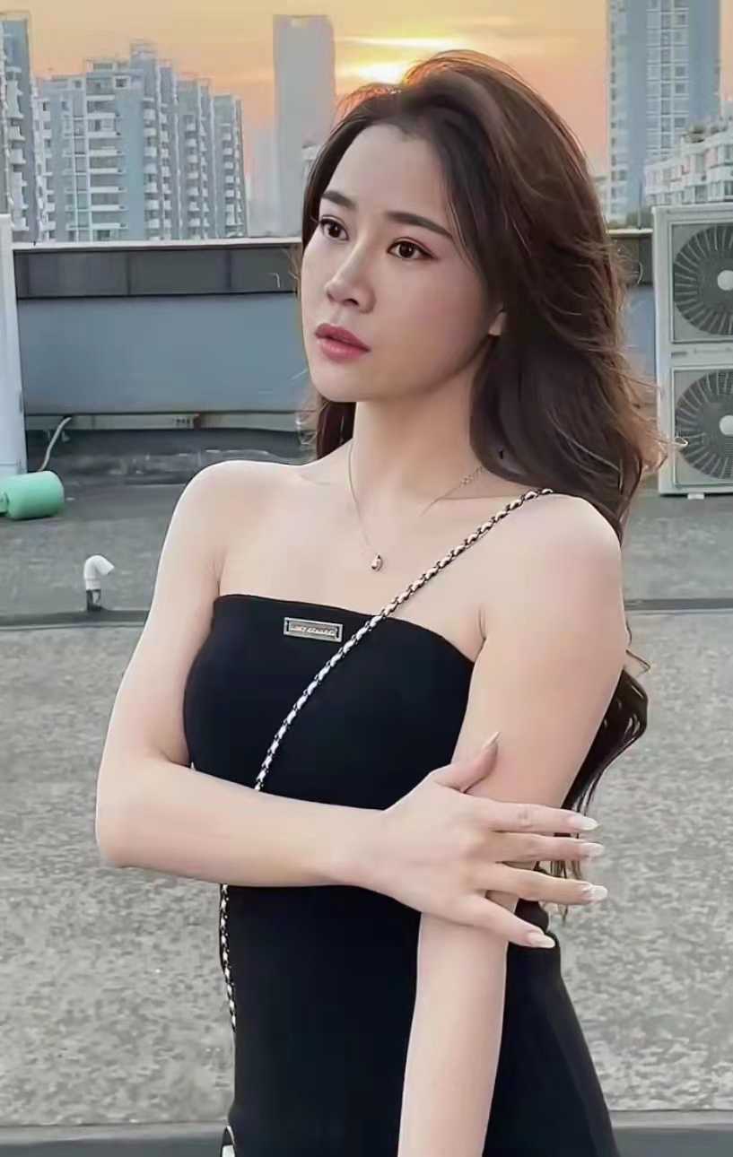 性感服务温柔的气质女神