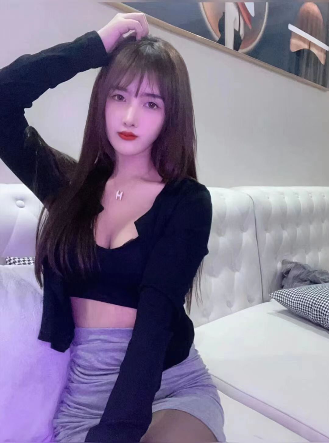 身材苗条，性格很sao