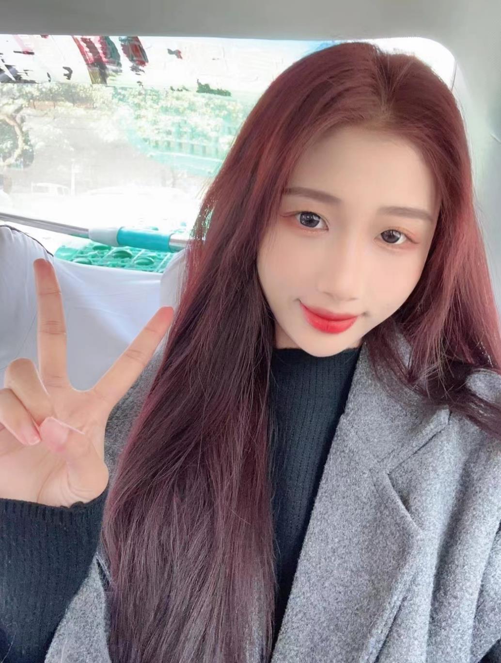 天河大长腿乐乐