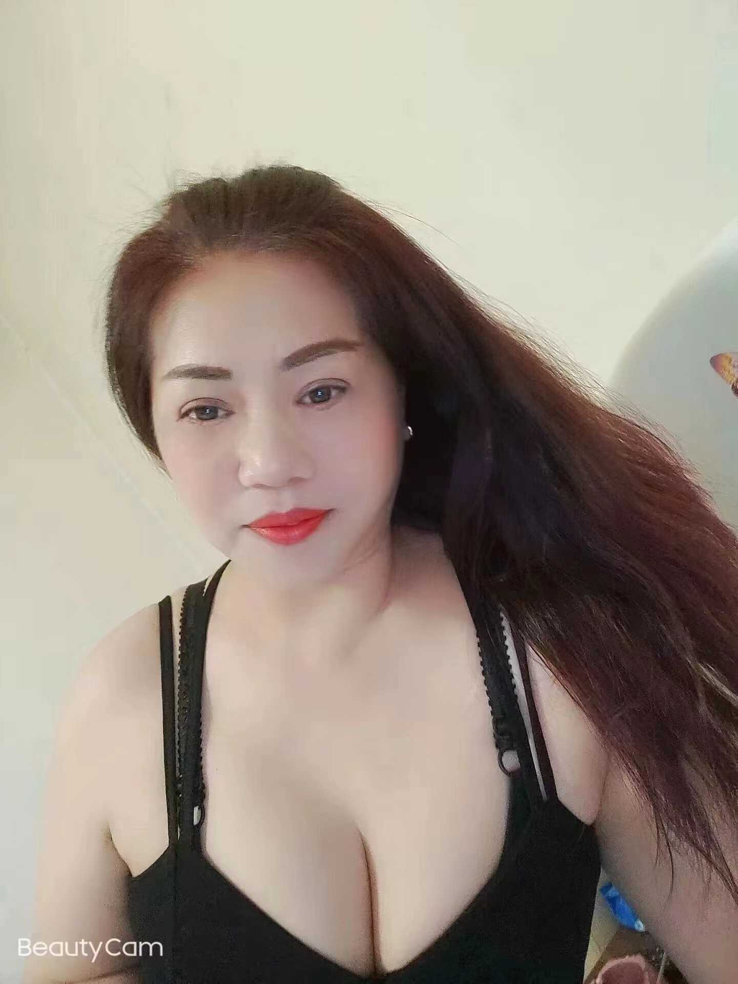 沙坪坝气质巨乳姐姐