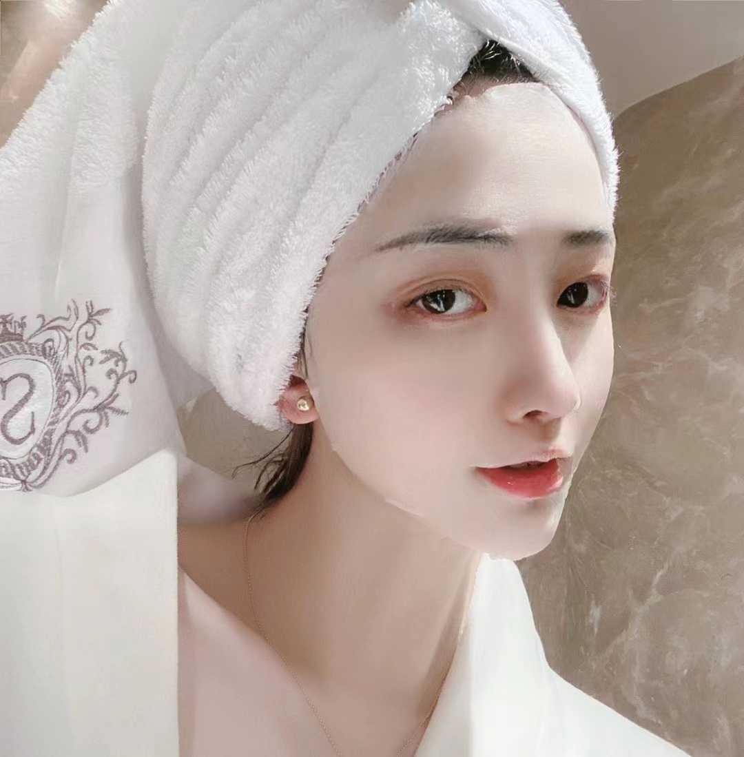 很有女神范的小姐姐