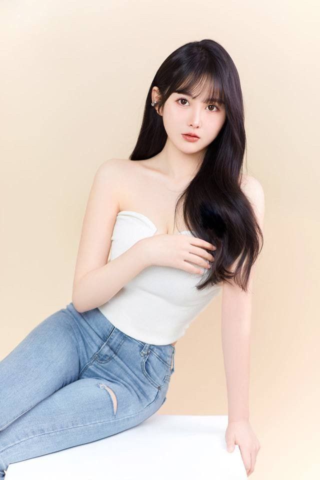 个人兼职的大学妹子