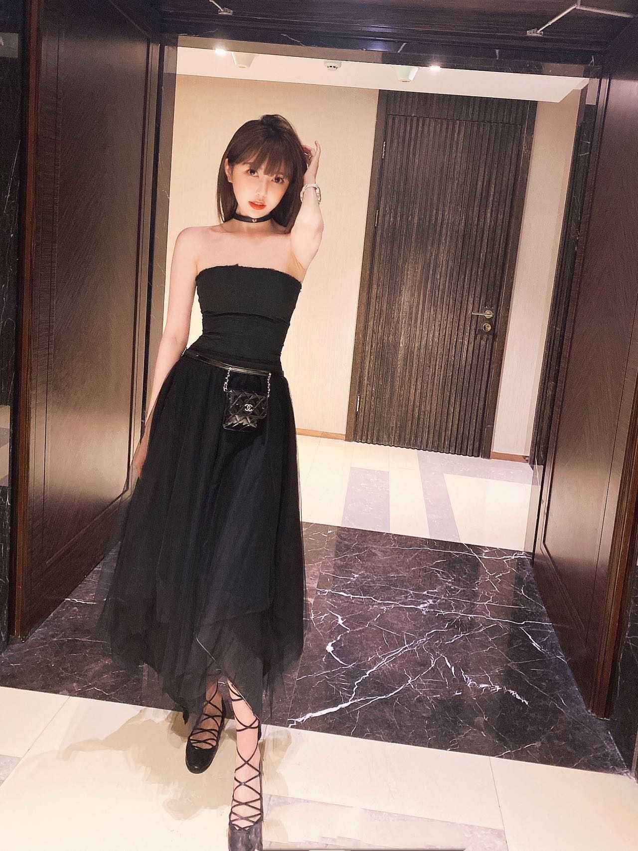 绝顶优质美女一枚