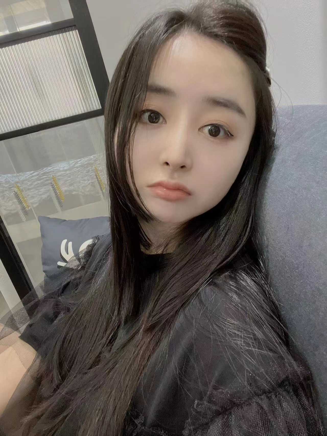 在床上超级棒的小姐姐