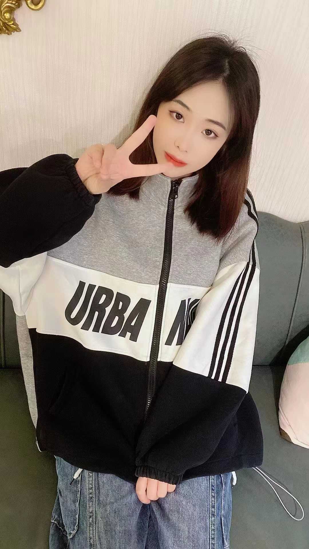 玩得挺情趣，爽的很舒服