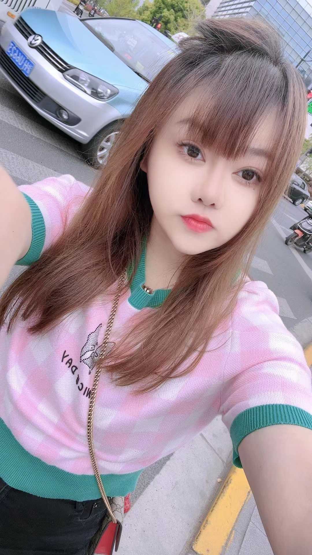 服务不错，丰满大胸