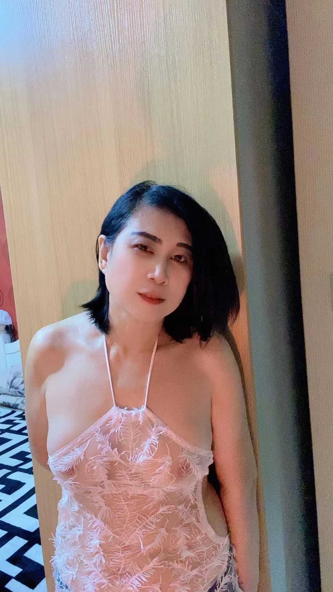 卸货超级值得的少妇