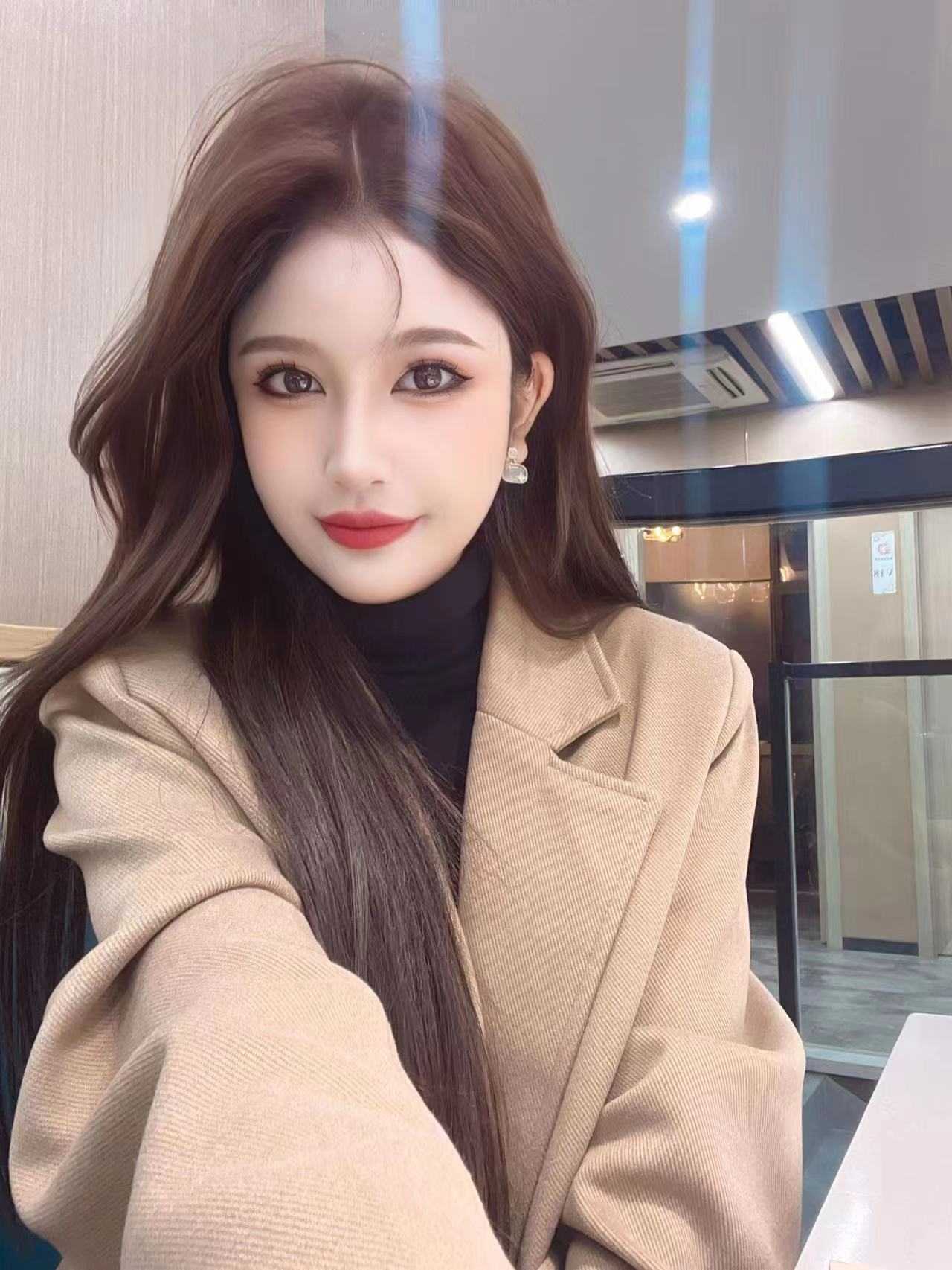 跟她玩着超有感觉，换了好多姿势