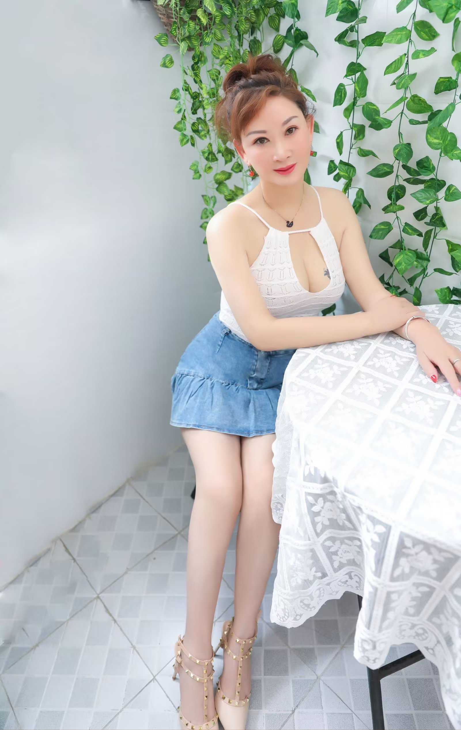 罗湖区泻火少妇