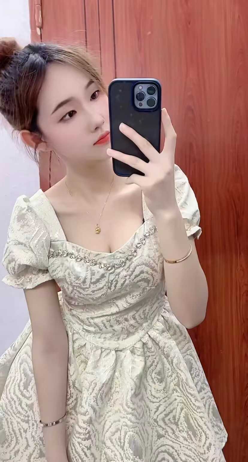 很不错的小姐姐