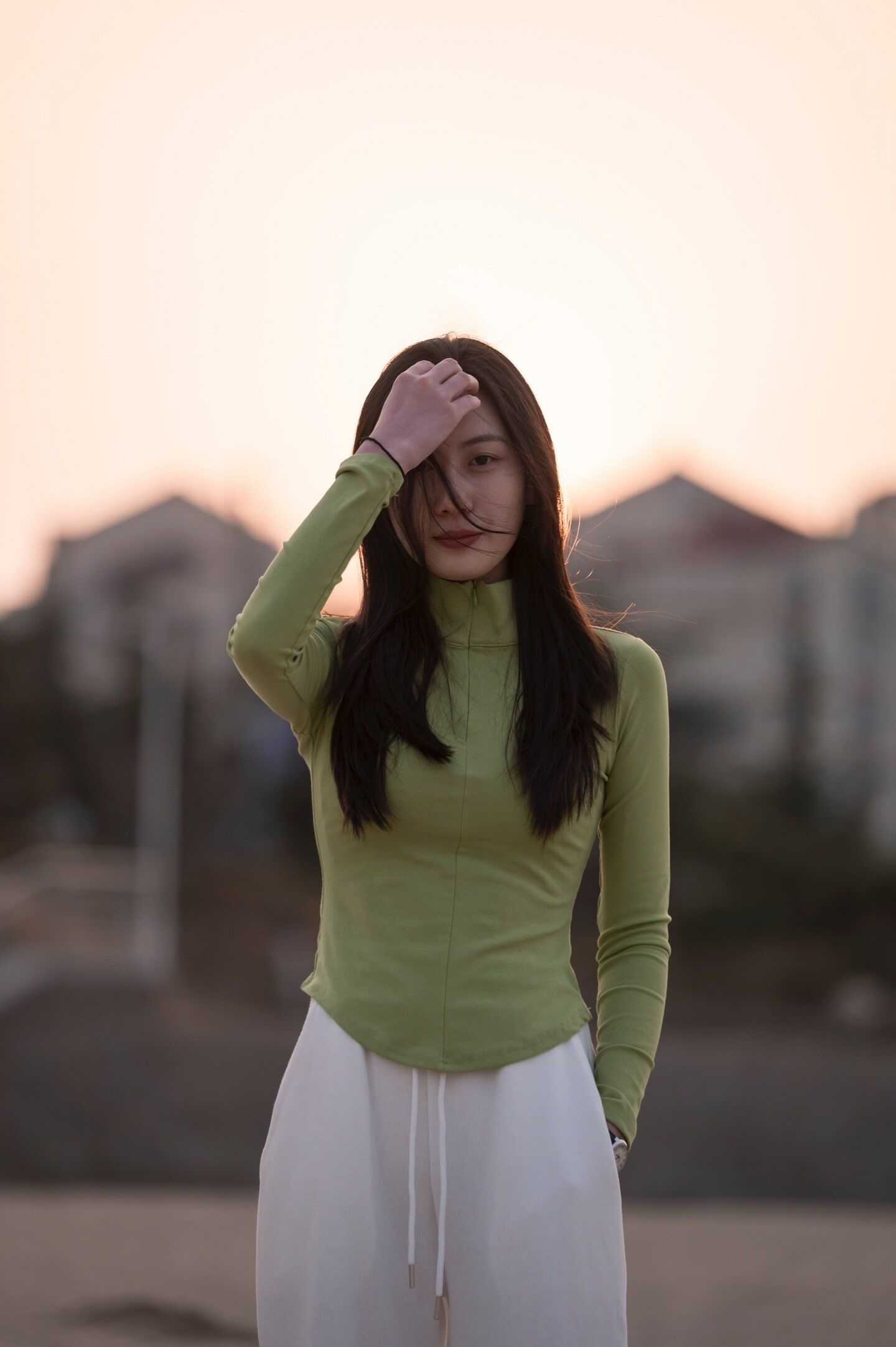 高颜值女性给你不一样的感觉