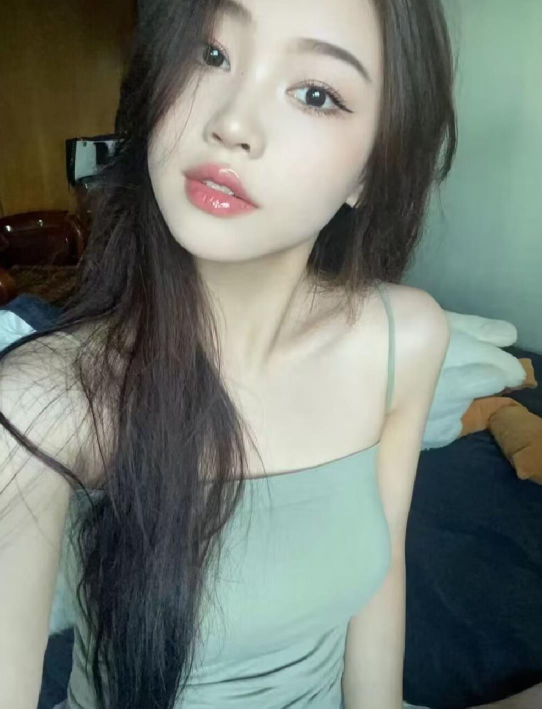 坂田高颜值小姐姐