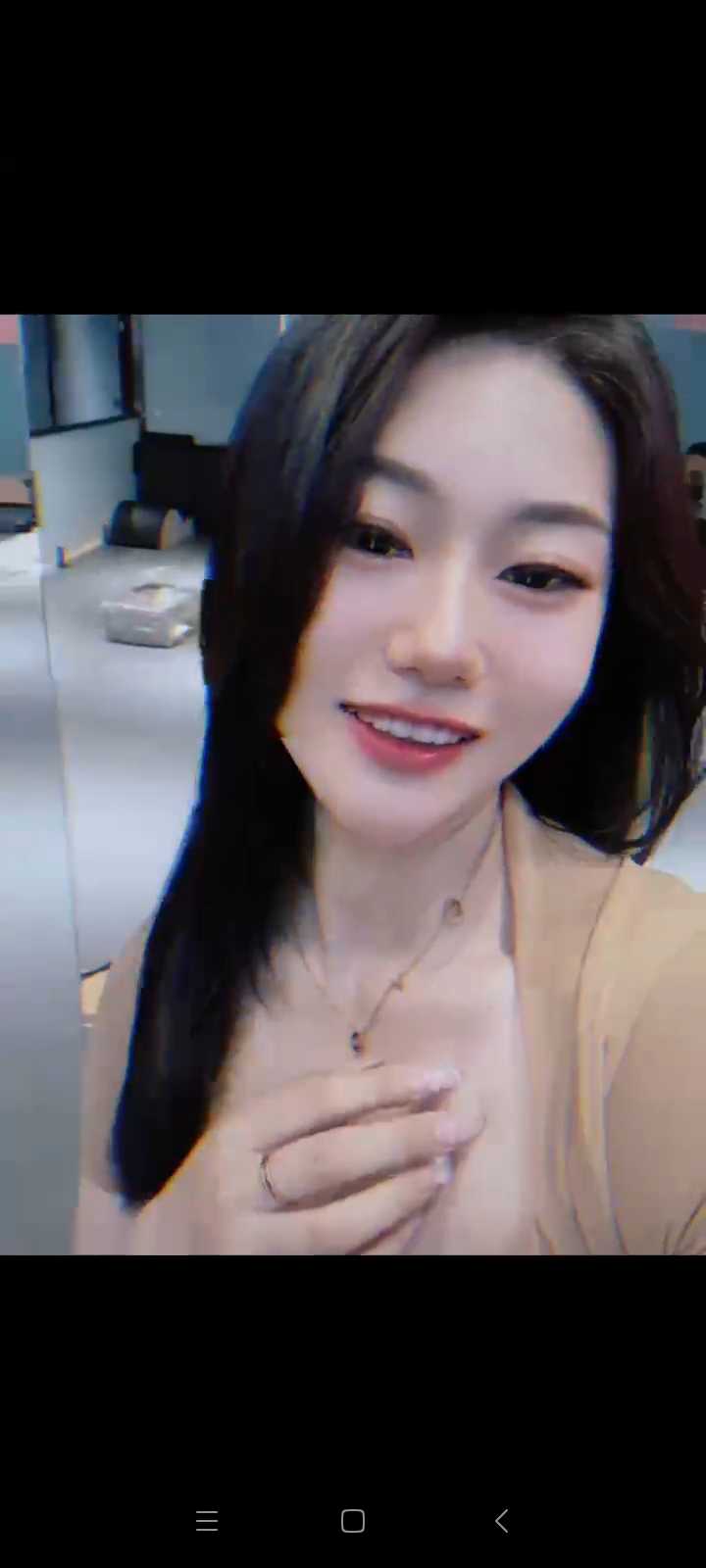 身材好年轻不错小姐姐