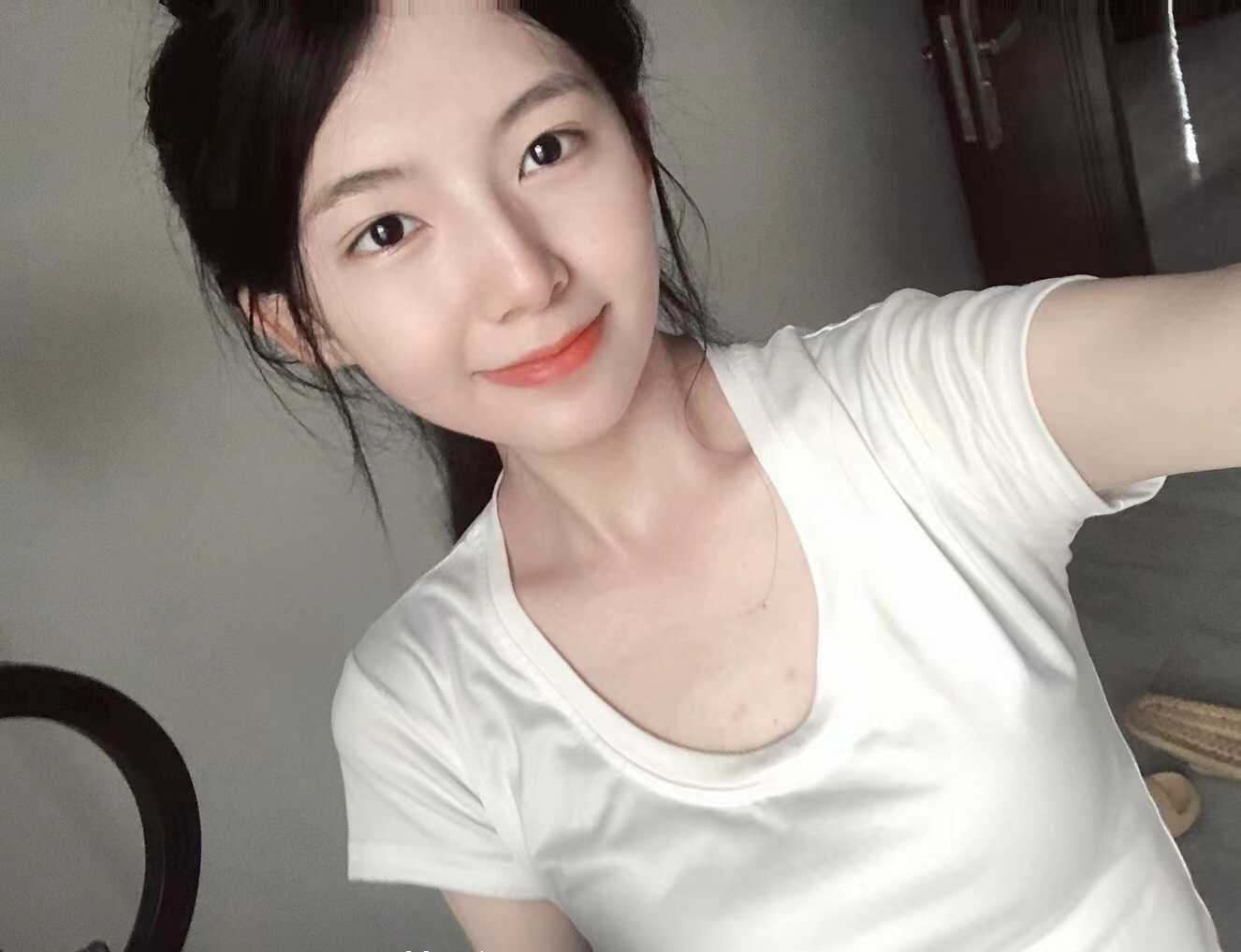 万柏林区性感月月