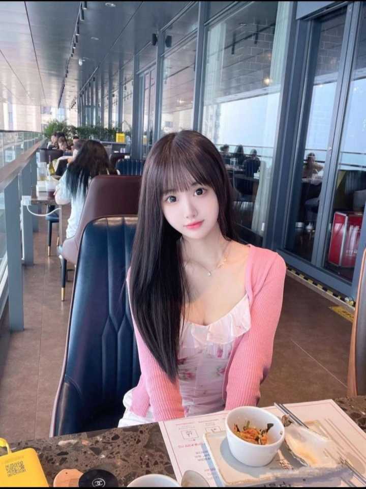 学生妹可爱美少女