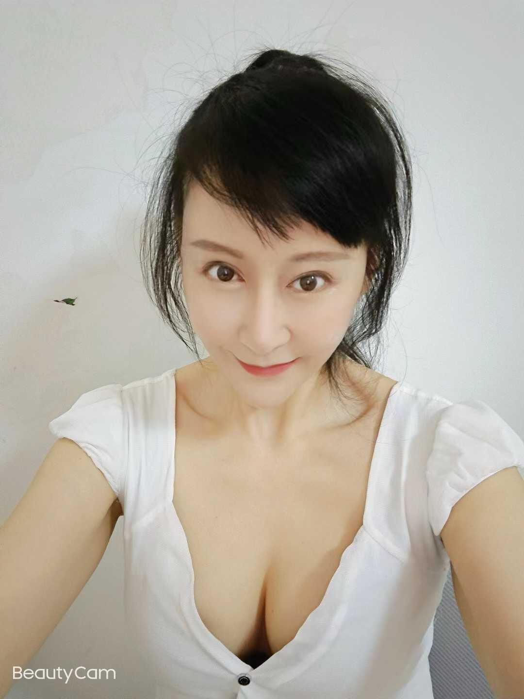 妖娆性感少妇