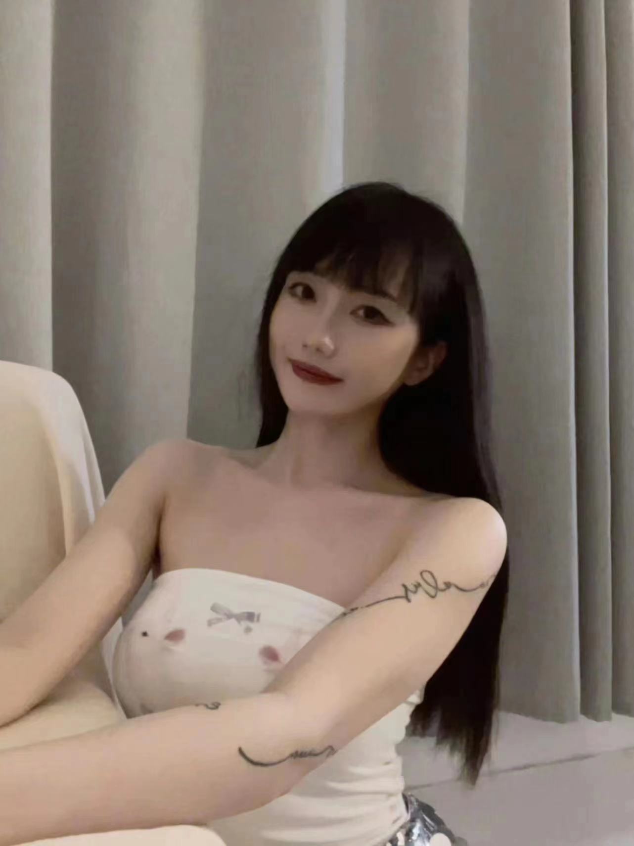 罗湖性感女神丽丽