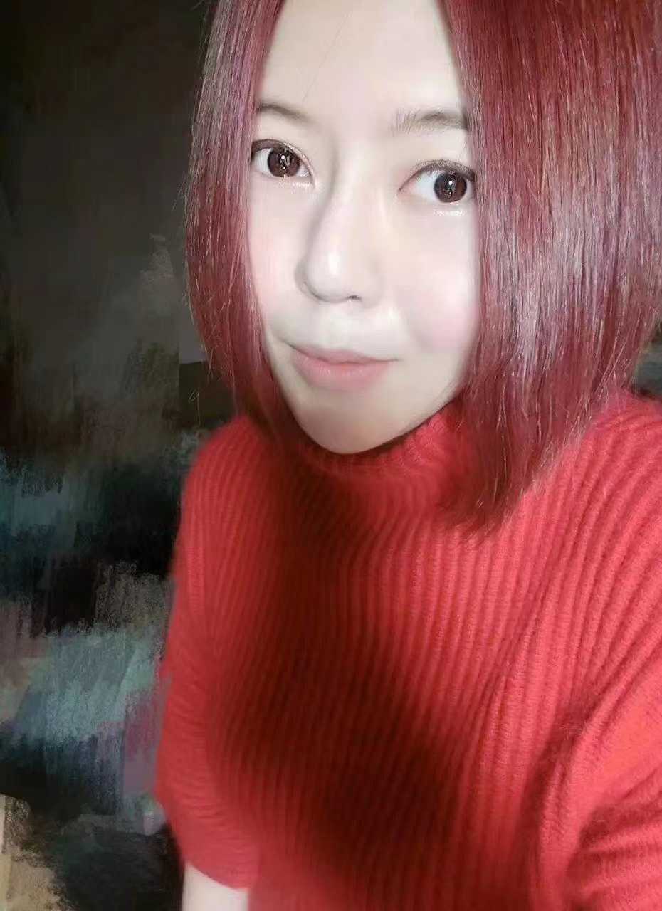 胸大屁股翘，服务一流