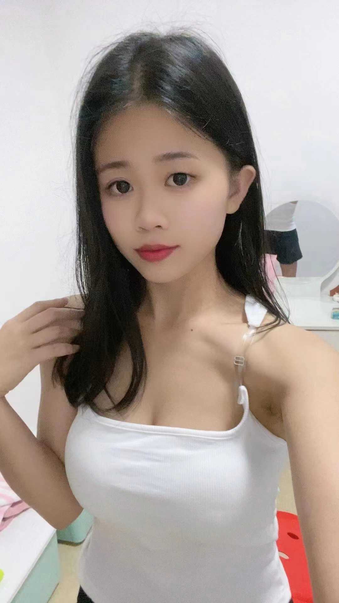 各种姿势狂草，非常配合