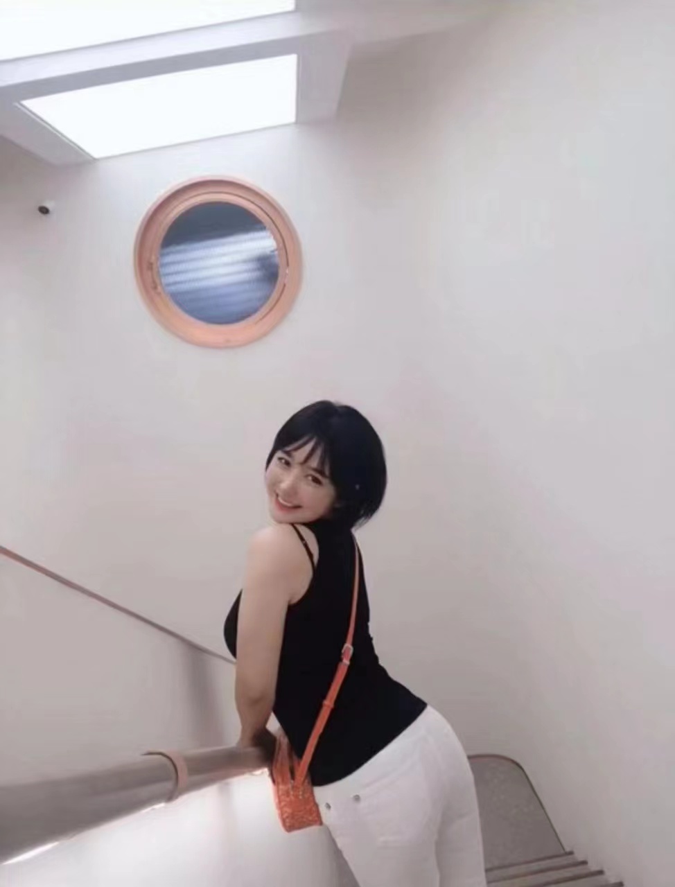 性感尤物短发女神