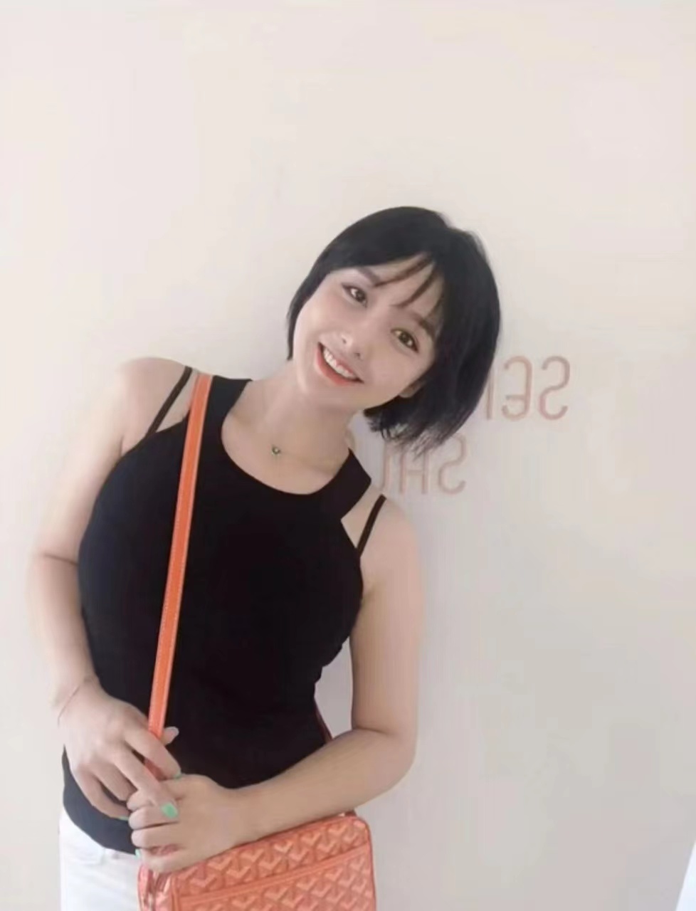 性感尤物短发女神