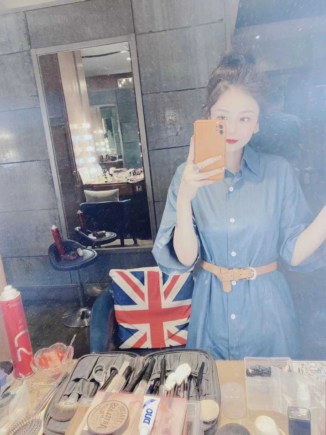 下面会吸会夹，过程中用心投入