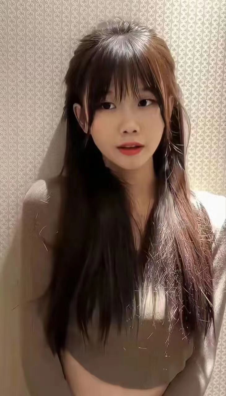 制服多多的优质妹子一枚