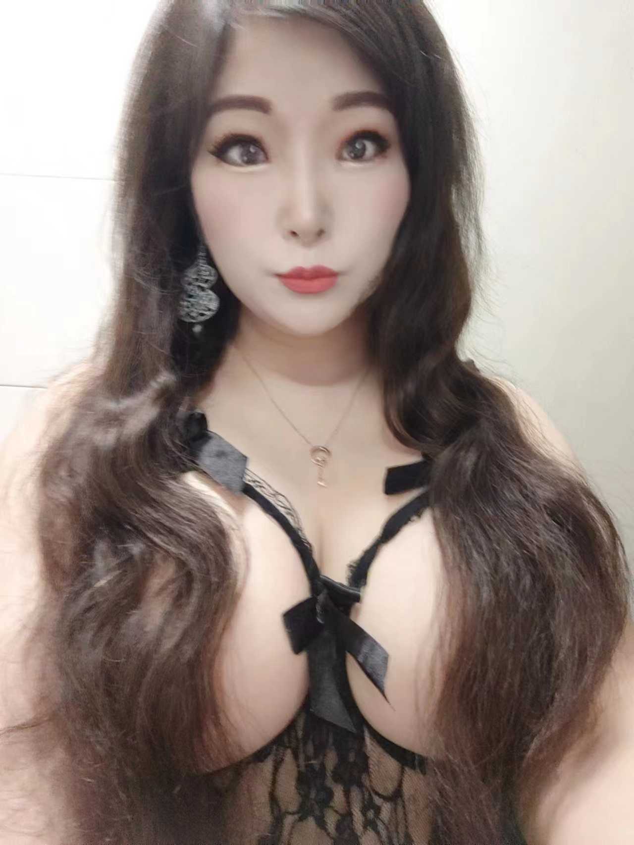 巨臀巨乳 罗湖居家私约