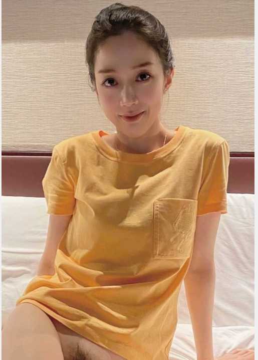 年轻的性感少妇，皮肤好，服务多