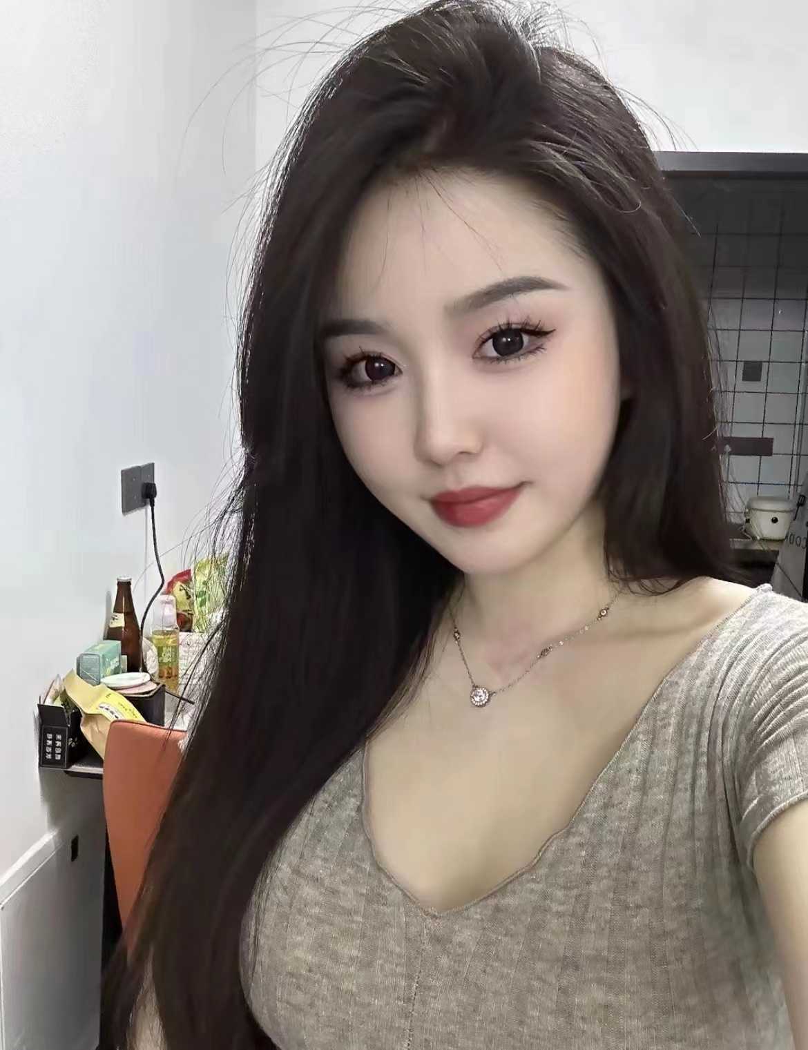 身材非常好，各种姿势都能玩