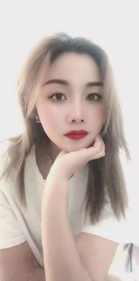 乖巧听话，各种姿势各种配合