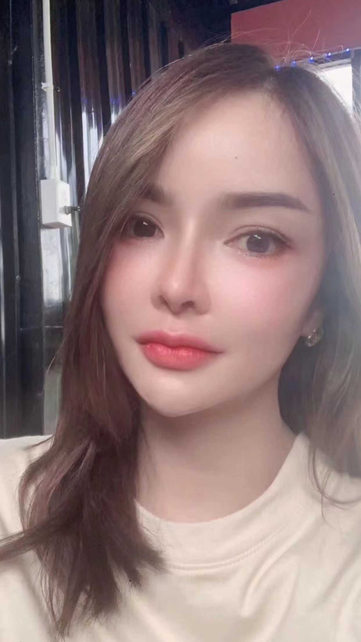 混血辣妹，忍不住想猛插