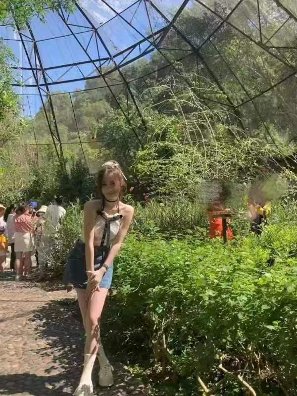 下面紧，挺受力挺舒服