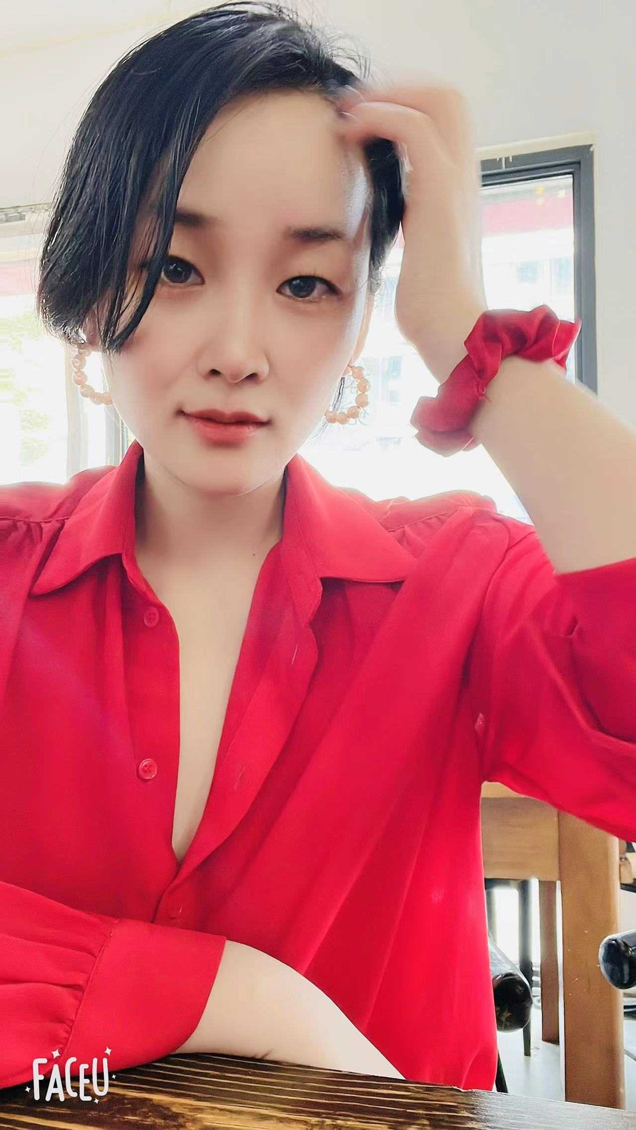 尤物，人美声甜，体验感很爽