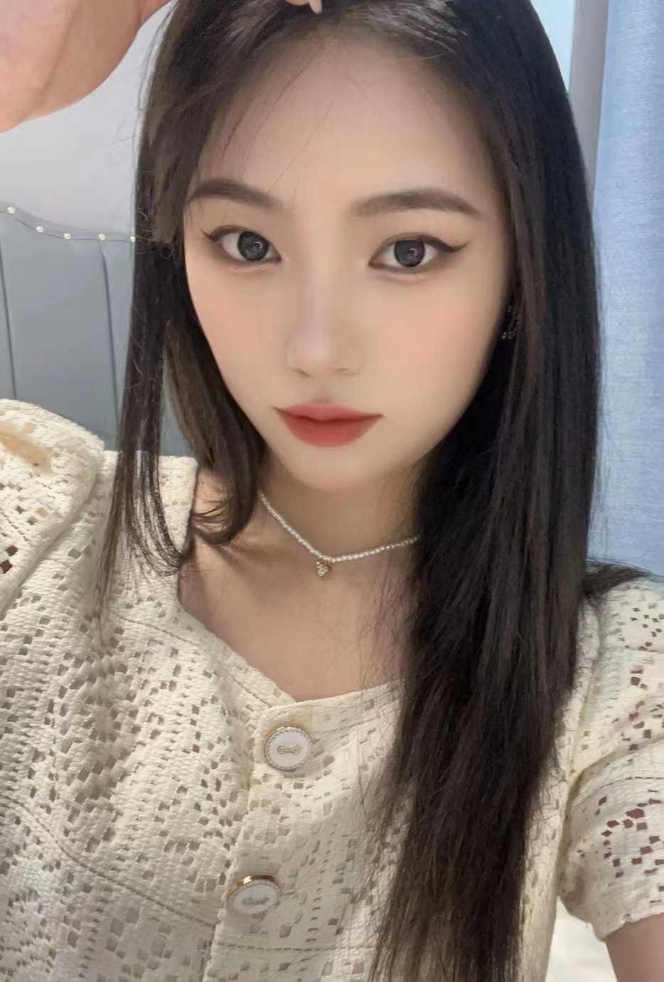 身材确实很哇塞 直接受不了