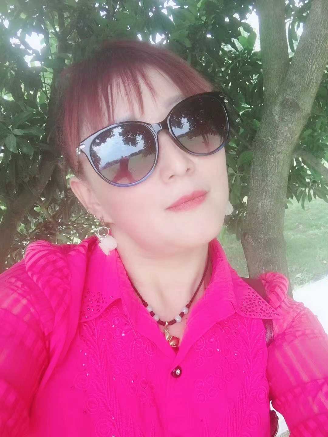 很适合卸火的性价比熟女