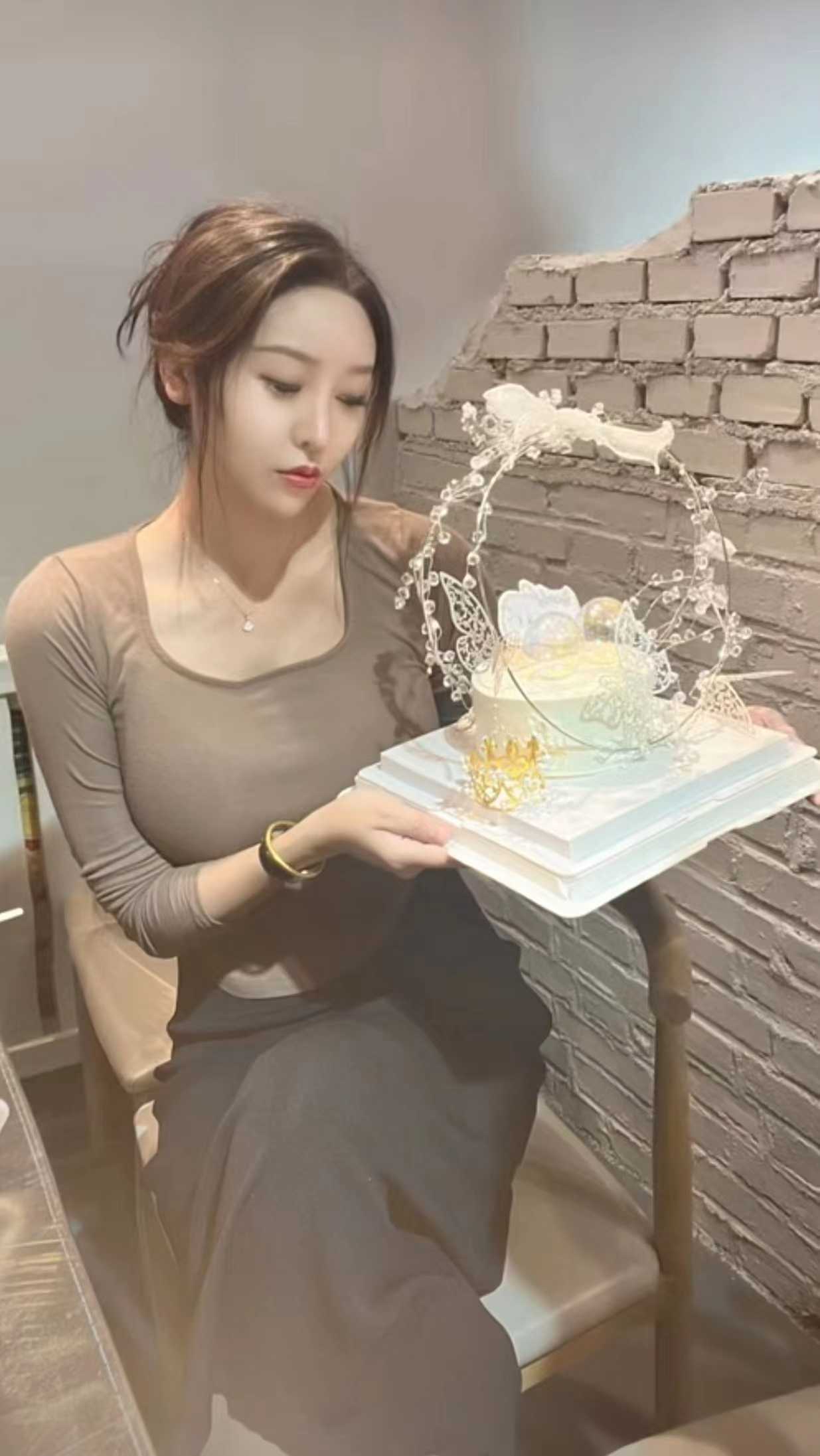 叫起来酥酥麻麻的