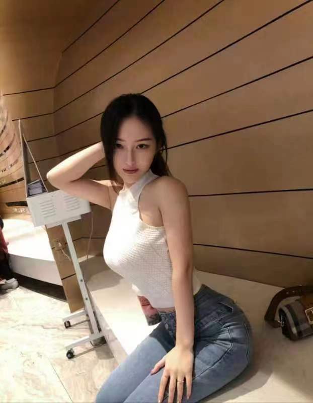 呻吟声格外真实