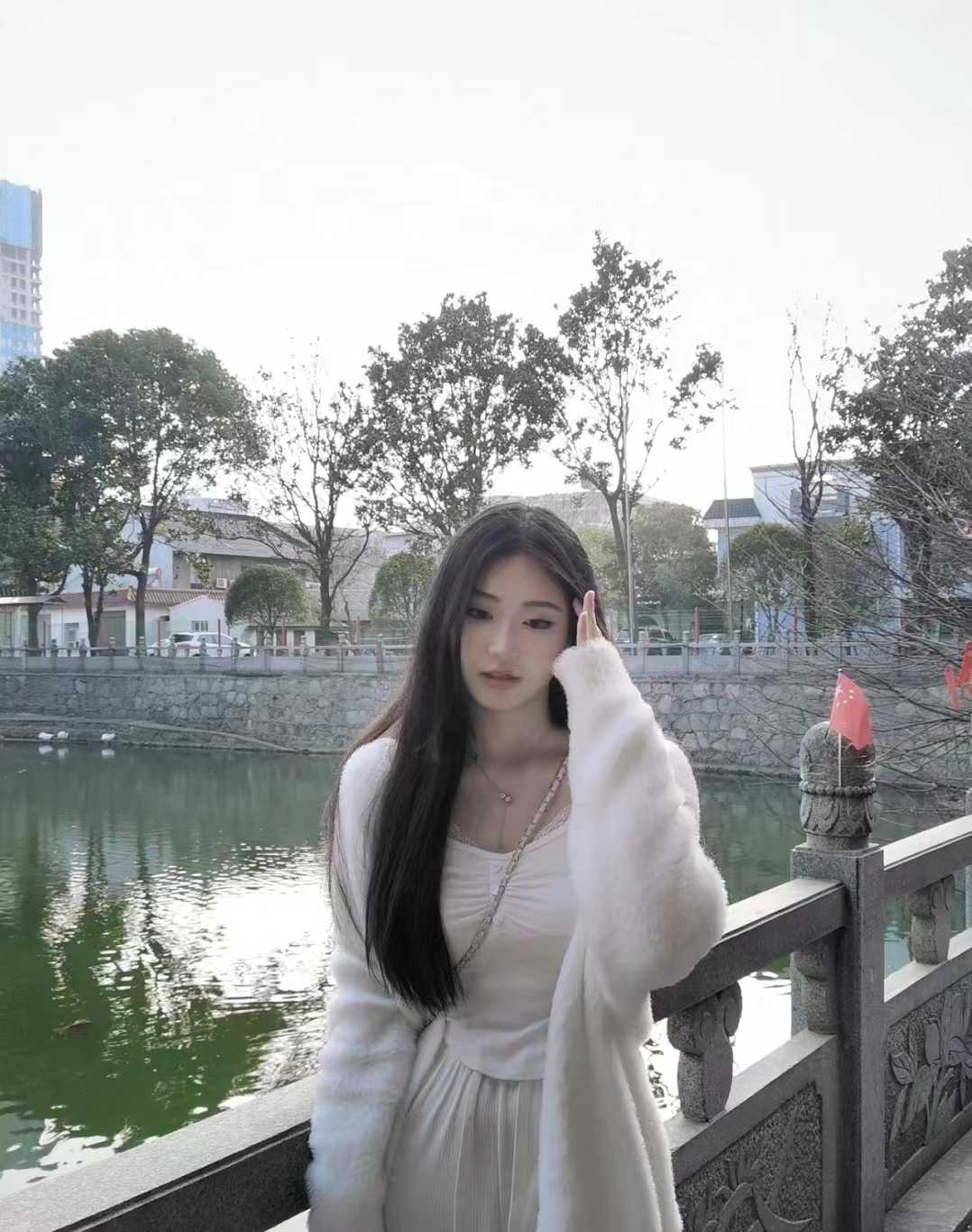 主动热情乖巧听话，服务一步到位