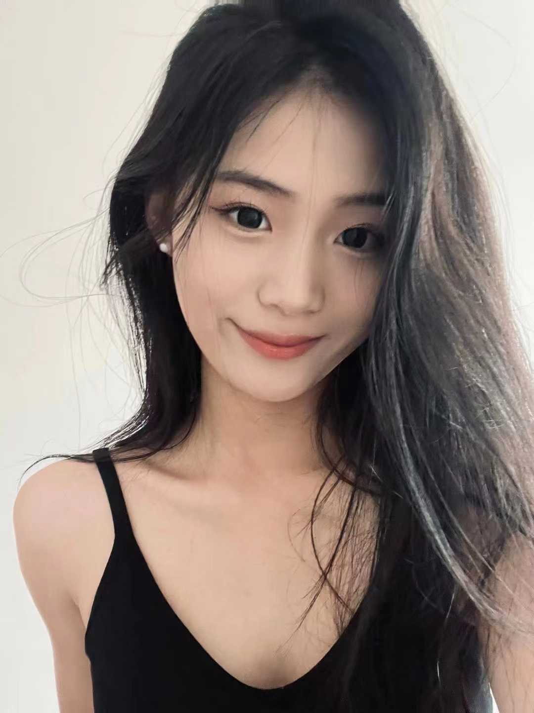 妹子柔韧性很好姿势随意切换