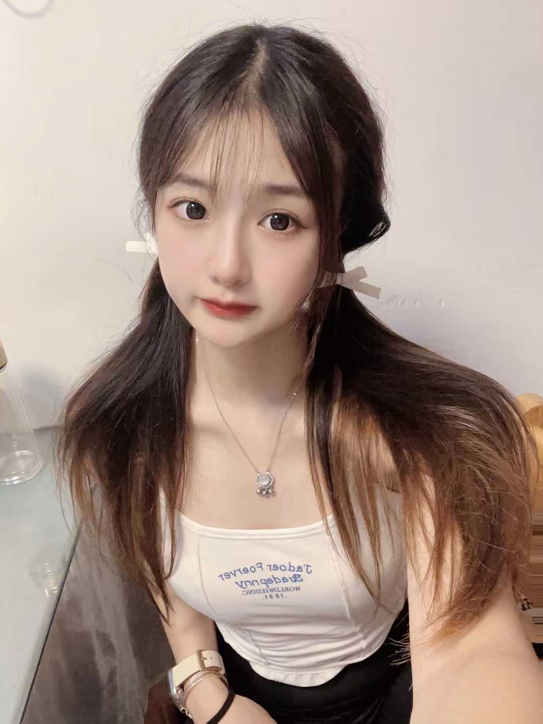 各种姿势都会，身材很棒