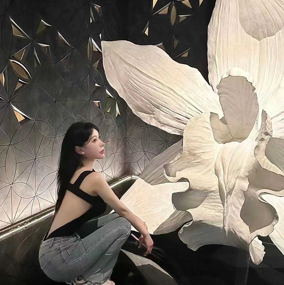 服务气质超级赞，身材直接无敌