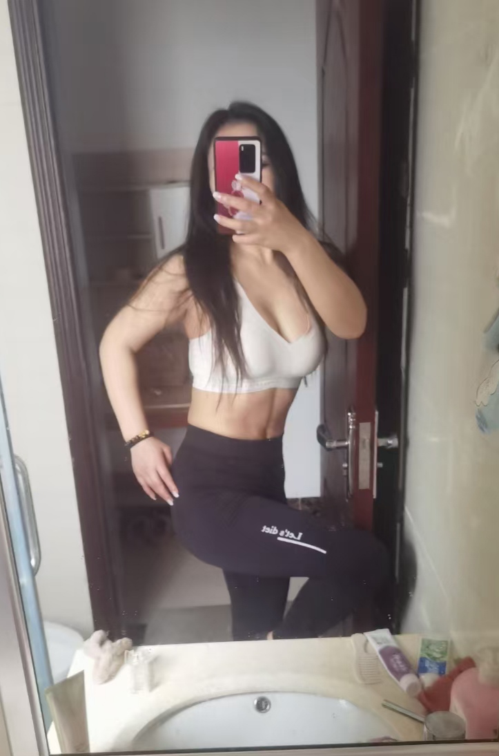 健身的服务女神