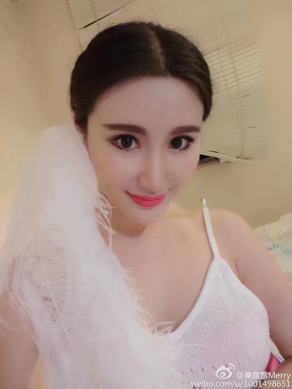 会调情撒娇，愈合极高