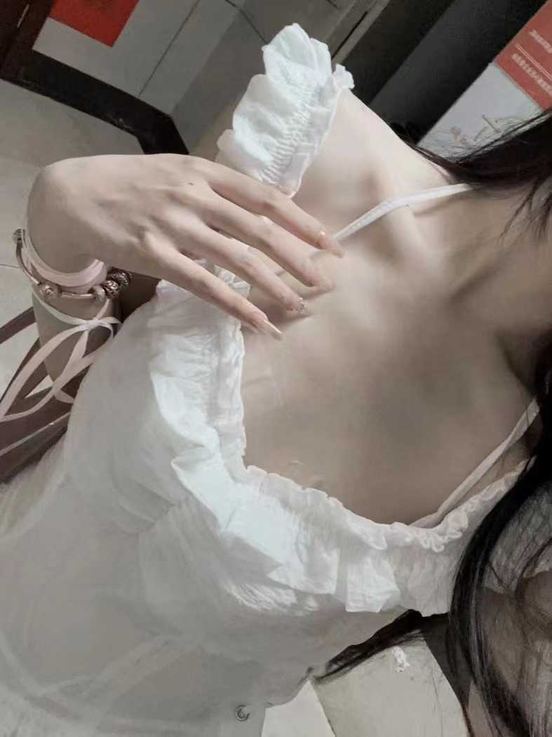 一个字紧，很刺激