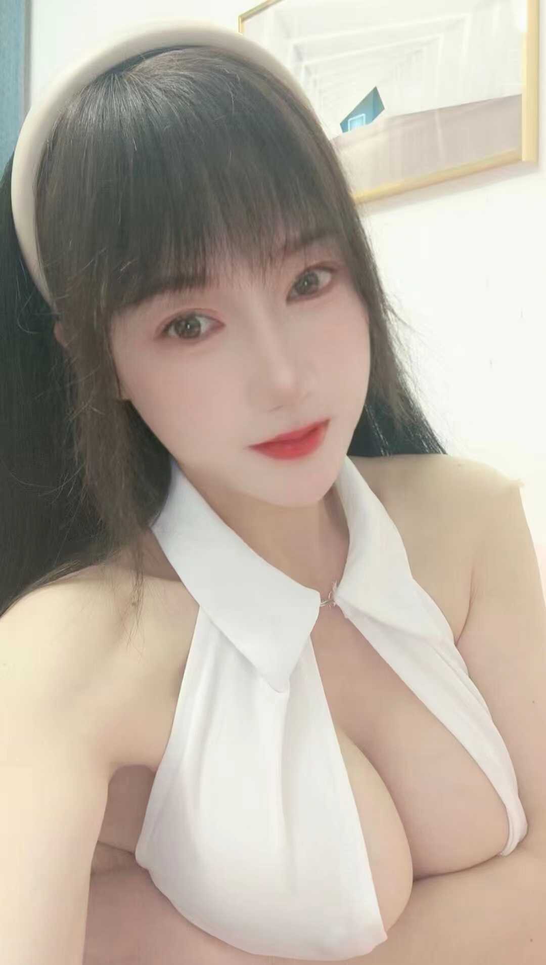 大胸美眉，非常满意