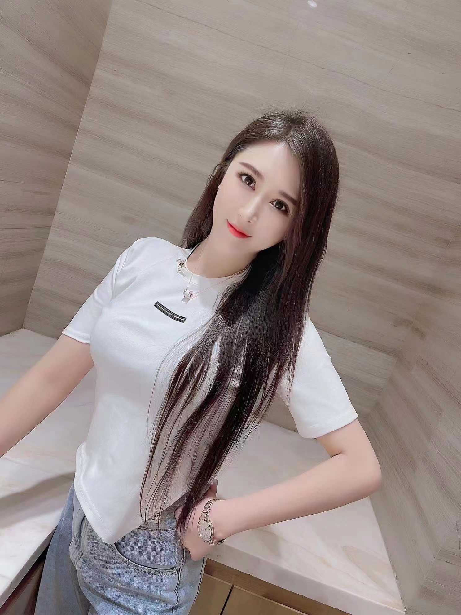 给哥哥真实般的女友体检