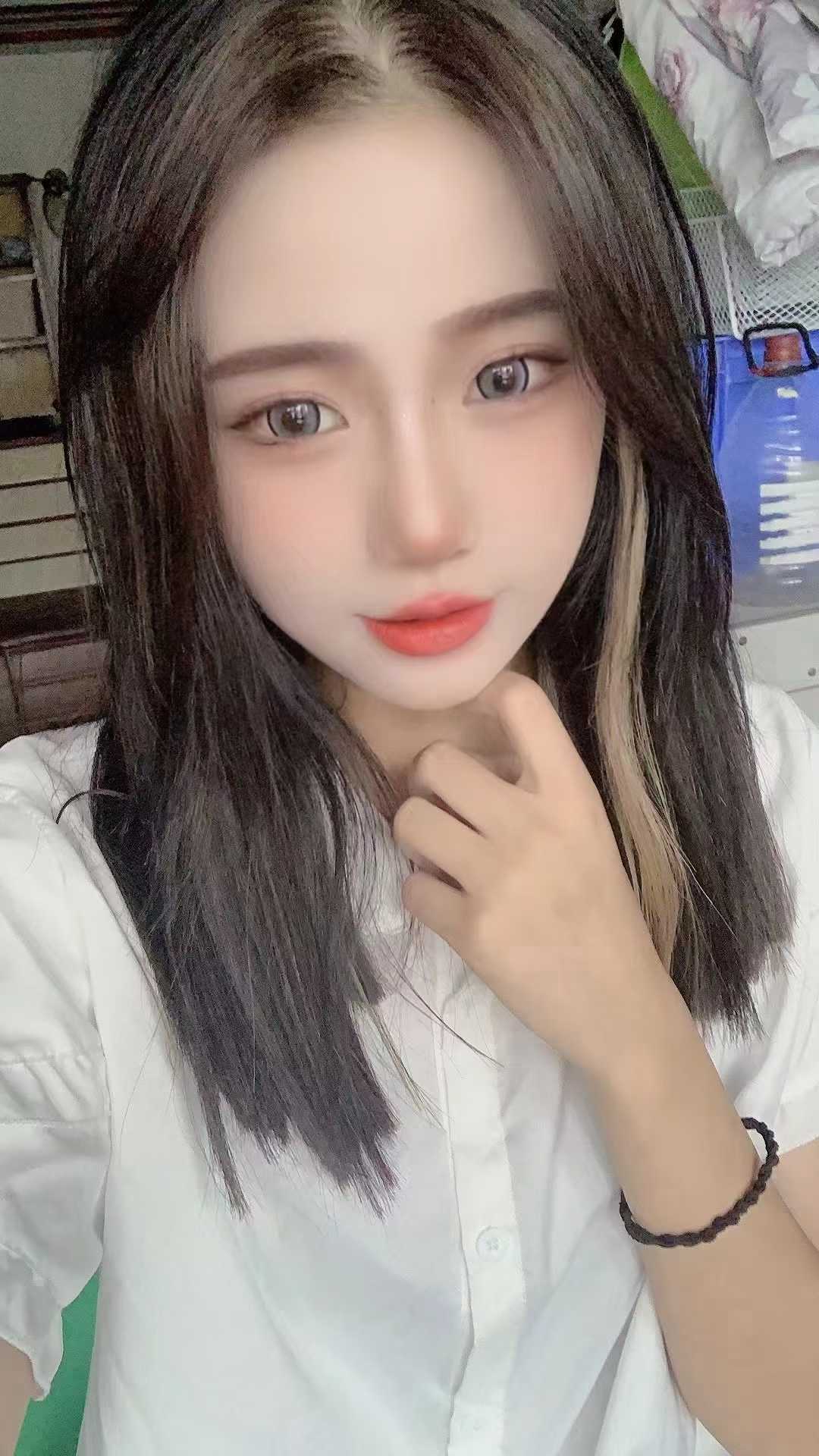 观山湖00后高颜值小姐姐