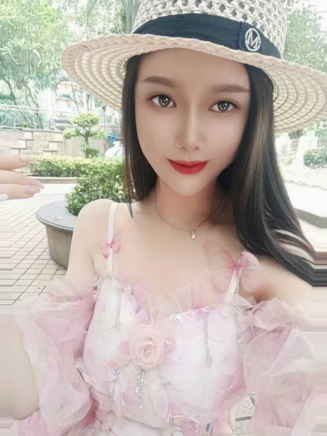 翘臀小美女胸大水多推荐尝试